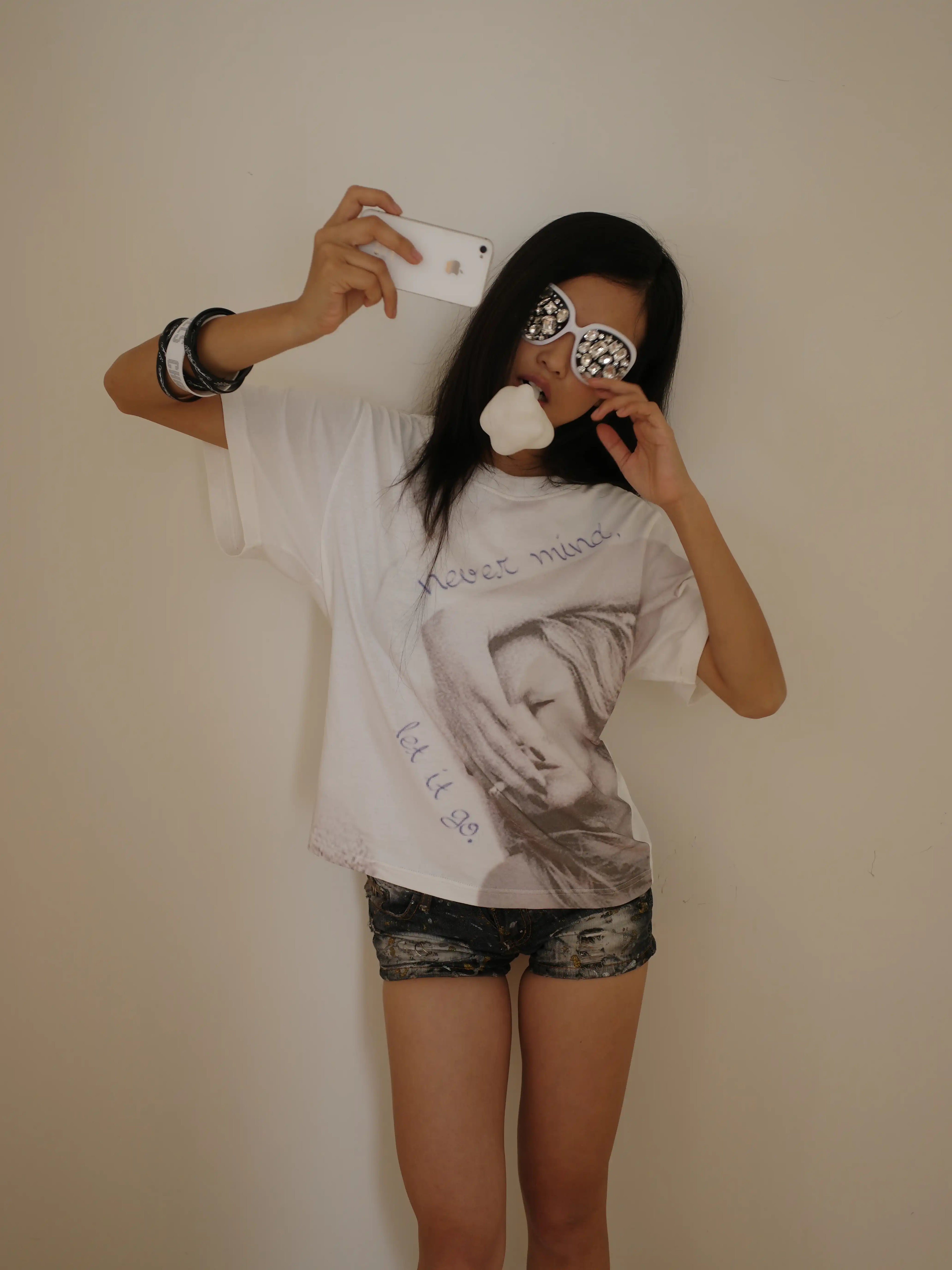 CHAI REBELS  Kate Moss Printed Tee
